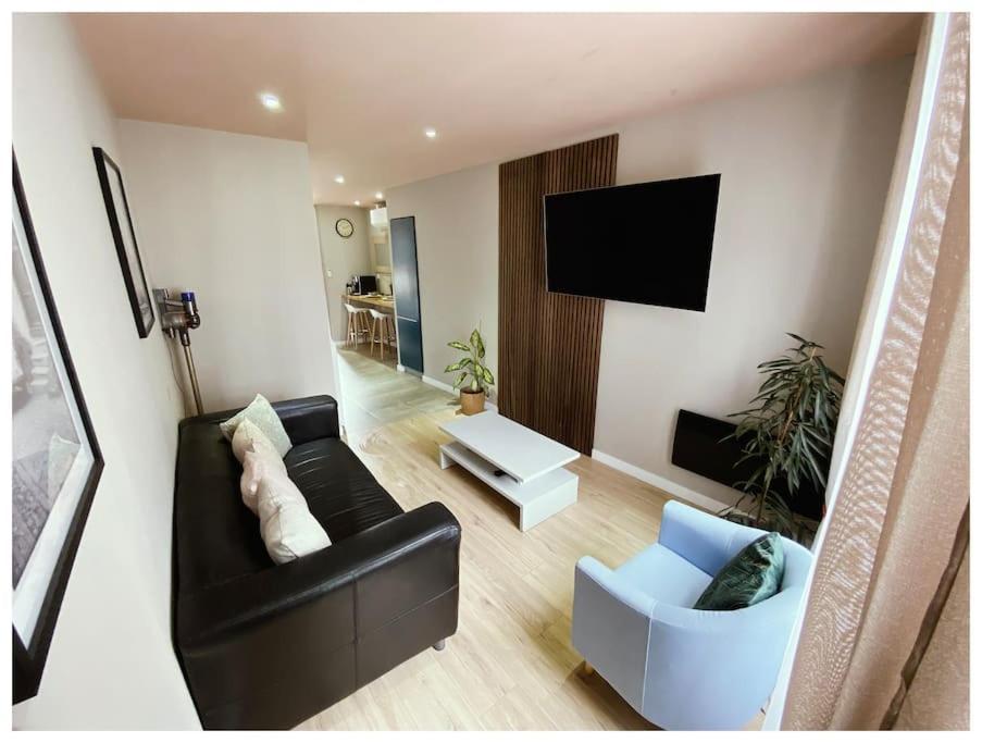 T 2 Calme&Douceur Apartment ตาร์บ ภายนอก รูปภาพ