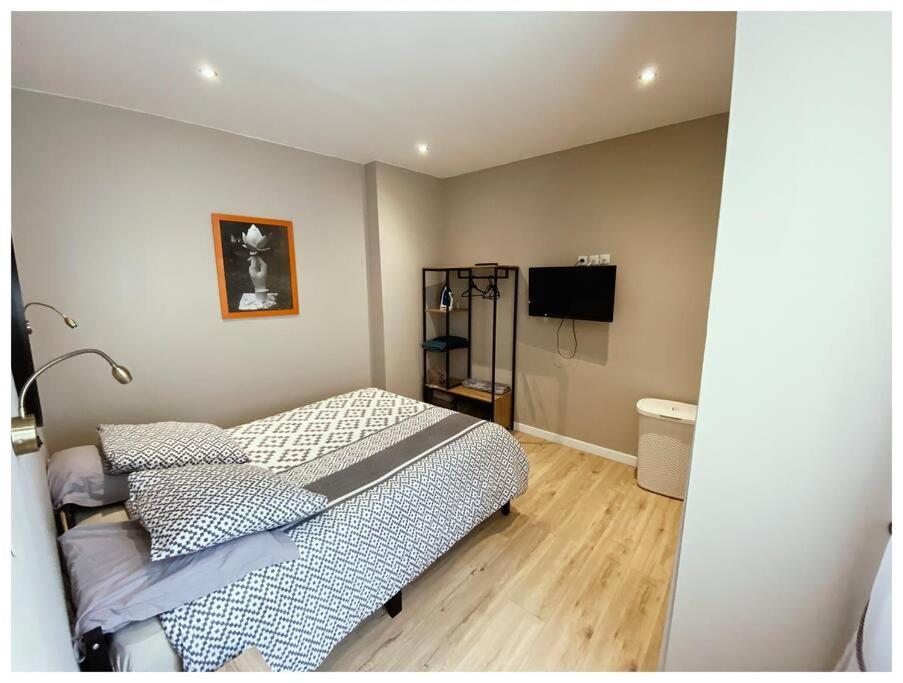 T 2 Calme&Douceur Apartment ตาร์บ ภายนอก รูปภาพ